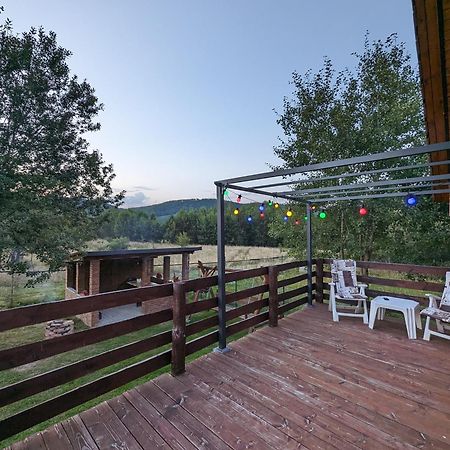 Cabana Nyiko Cu Ciubar Lupeni  Buitenkant foto
